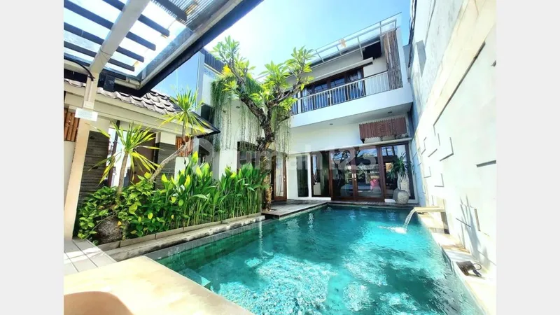 3Br Seminyak Modern Villa With Staff + Well Kept + Full Furnished - Real Estate in Bali