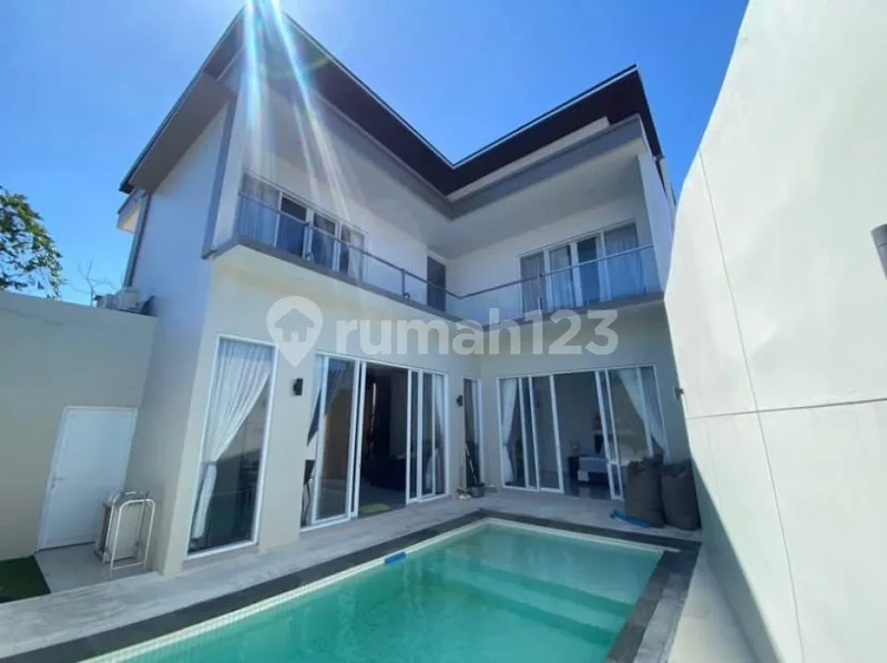 Villa Siap Huni With Pool Furnished Dekat ke Berawa Canggu - Real Estate in Bali