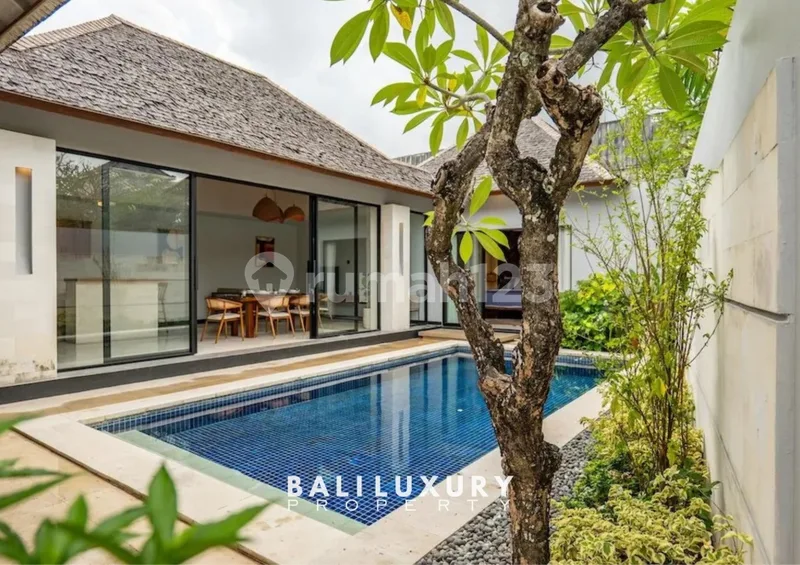 Freehold 2-Bedroom Villa - Fully Furnished In Prime Seminyak - Real Estate in Bali