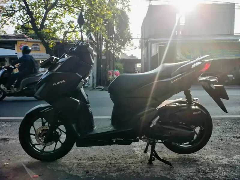 Vario 160 th 2024 hitam Deva motor - Vehicles in Bali