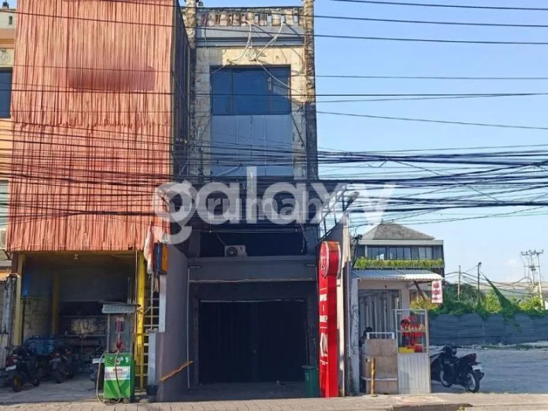 Ruko 3 Lantai di Nakula Legian Kuta Badung, Bali - Real Estate in Bali