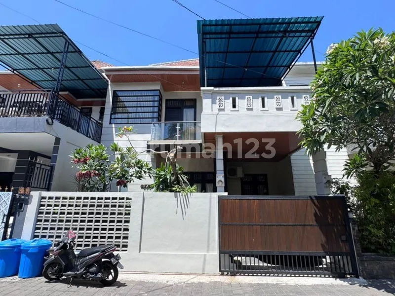 Rumah, SHM, di Denpasar Selatan, - Bali in Bali