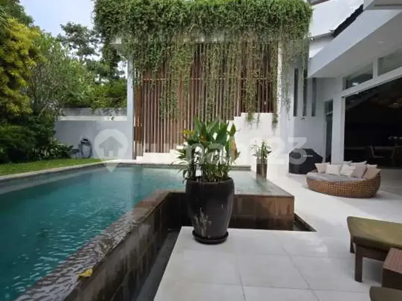 Vila Tropis Mewah Modern Multi Level, Jimbaran Dekat Gwk - Bali in Bali