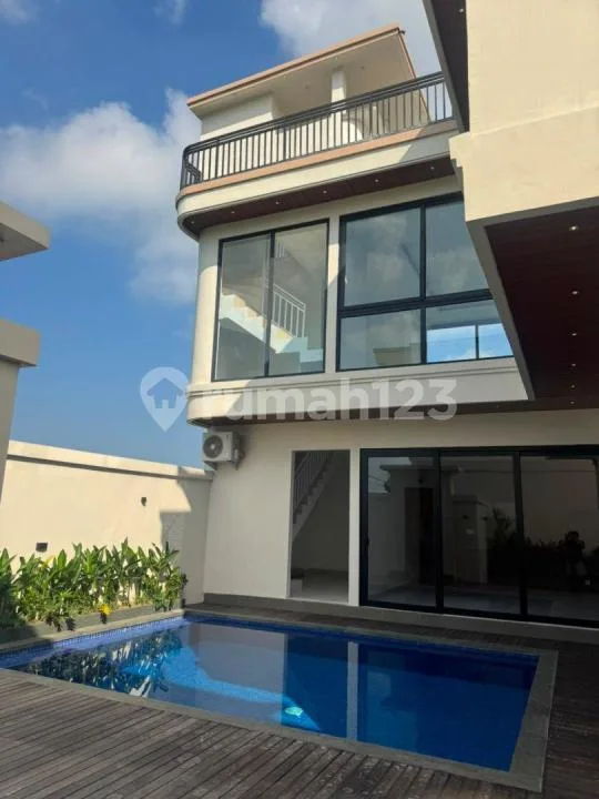 Disewakan Villa Luas di Tabana Bali Siap Huni - Real Estate in Bali