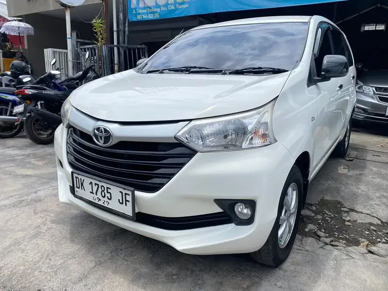 avanza E AT 2017 // DP 4 jt - Vehicles in Bali