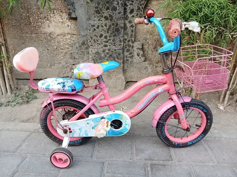 Sepeda anak CENTRUM R 12 - Vehicles in Bali