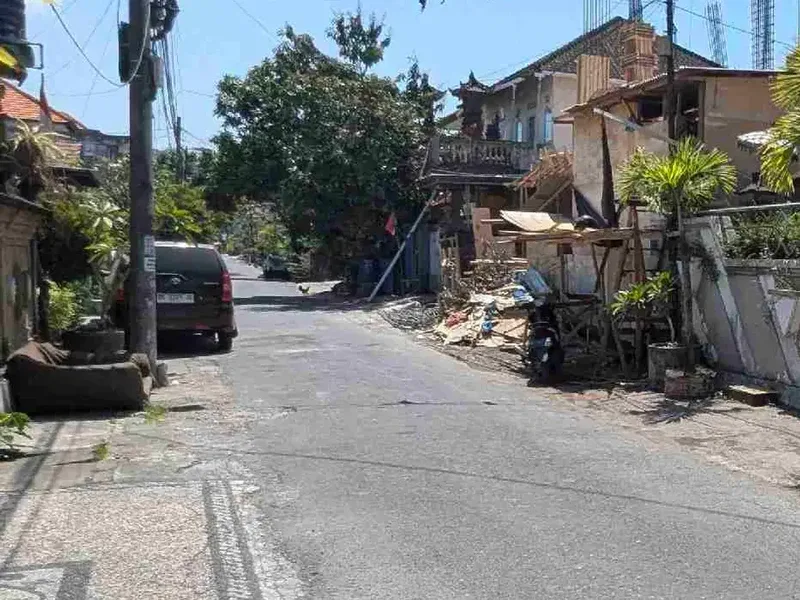 JUAL TANAH + BANGUNAN KOKOH LANTAI 2 - Real Estate in Bali