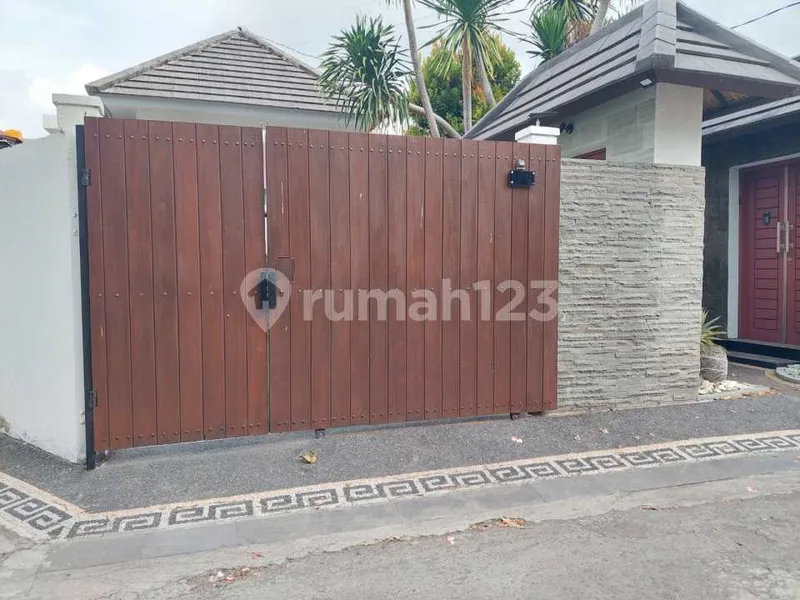 Villa At Jl Mertasari Kerobokan Ideal For Family Living - Real Estate in Bali