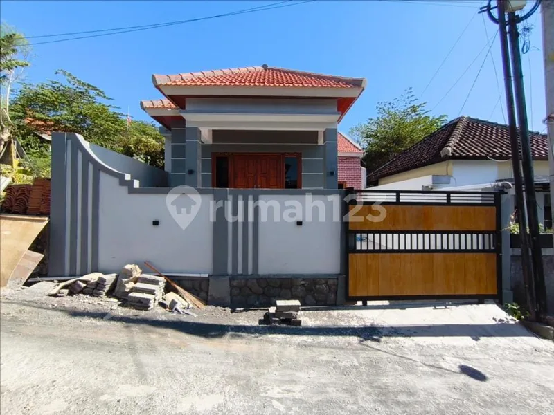 Rumah Bangunan Baru 1 Lantai di Kori Nuansa Jimbaran - Bali in Bali