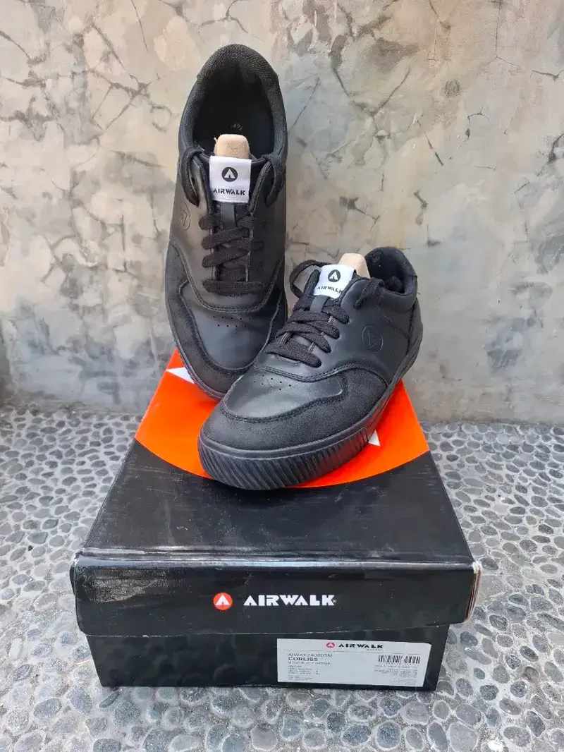 Sepatu Pria Airwalk Corliss Mono Black Bekas Original Size 40 - Fashion in Bali