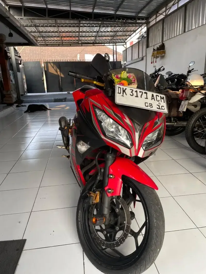 Ninja 250 merah - Vehicles in Bali