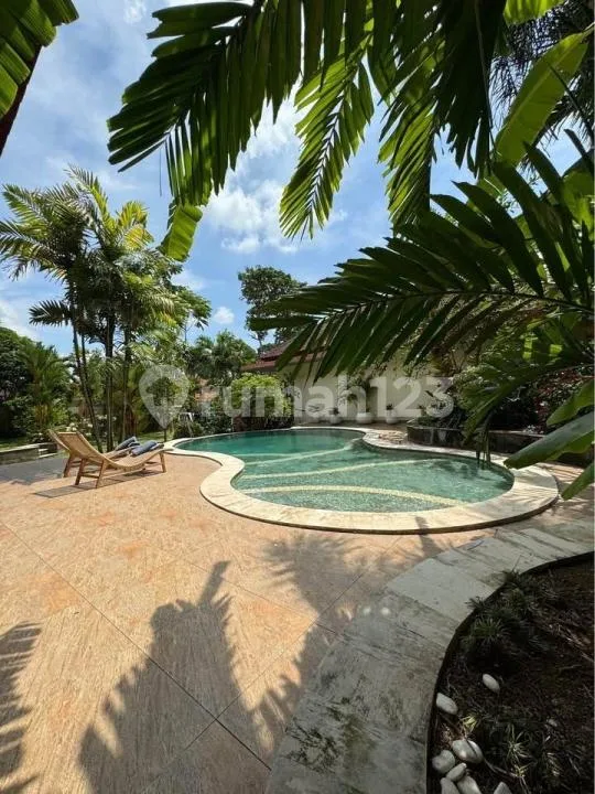 Villa Gaya Mediterania View Sawah dengan Fasilitas Lengkap Kaba Kaba - Real Estate in Bali