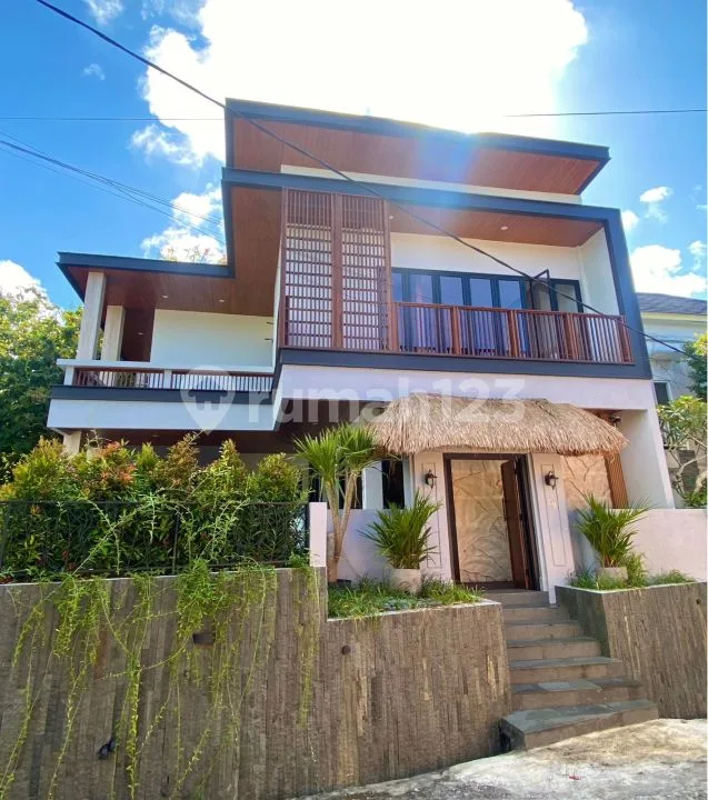 3 Level Villa Ungasan Kuta Selatan - 3 Bedrooms - Real Estate in Bali