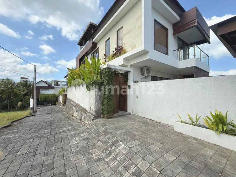 Yearly Rent Modern Villa Tropical Living Just Steps Away From Cemagi Beach Bali. - Real Estate in Bali