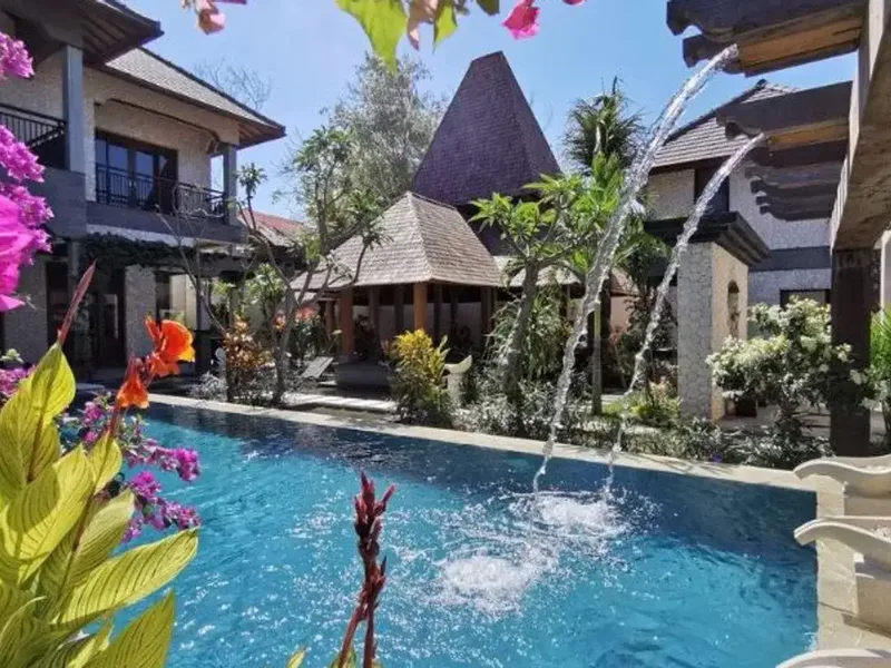 VILLA LUXURY ULUNUSA KUTUH BADUNG - Real Estate in Bali
