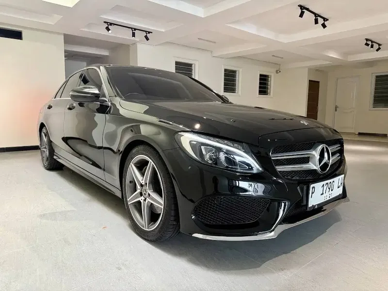 C200 AMG 2018 C200 AMG line 2018 C200 W205 C200 avantgarde mercy C200 - Vehicles in Bali