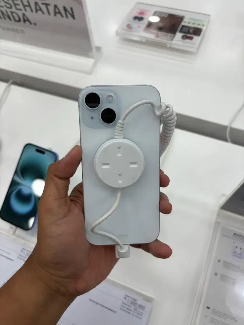 iPhone 15 128 GB Cicilan KTP - Electronics in Bali