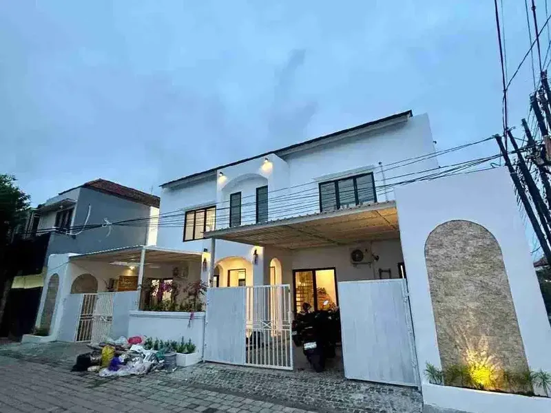 Rumah Nyaman Modern Di Ciung Wanara Renon. - Real Estate in Bali