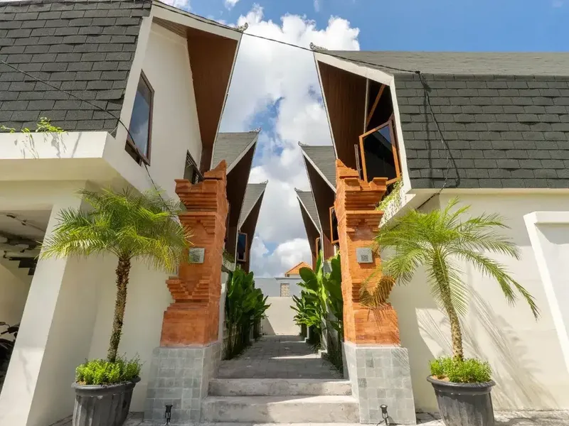 KOMPLEK VILLA 5 UNIT DI KEMENUH UBUD GIANYAR BALI - Real Estate in Bali