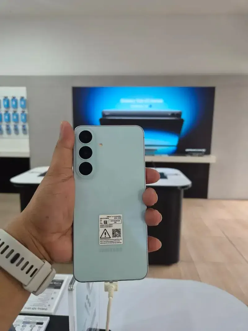 Yuk galaxy terbaru S26FE - Electronics in Bali