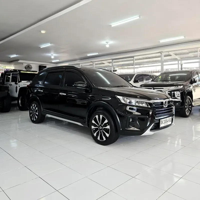 [2023] Honda BRV Prestige 1.5 matic 2023 asliDK LowKM Sensing 2024 - Vehicles in Bali