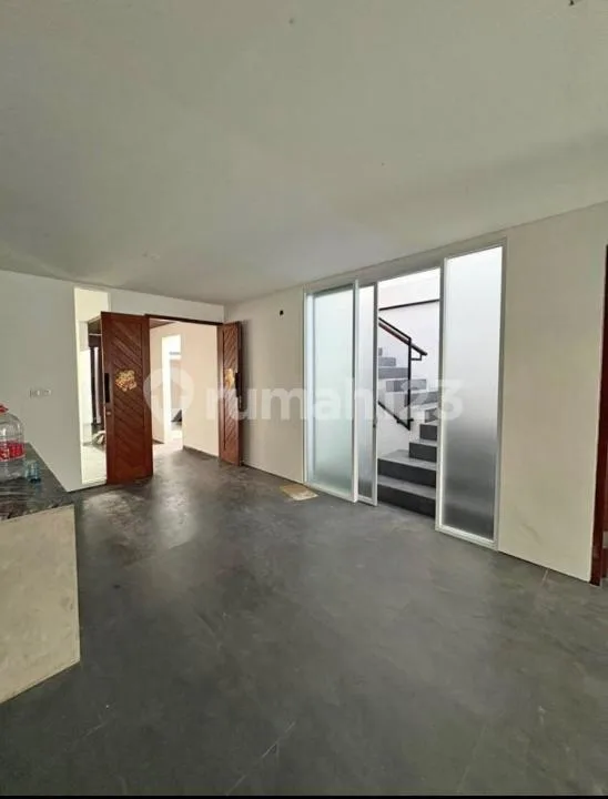 K845 Sewa Rumah Jaln Dewi Saraswati Seminyak Kuta Badung Bali Dekat Canggu Denpasar Imam Bonjol Pemogan Kerobokan - Real Estate in Bali