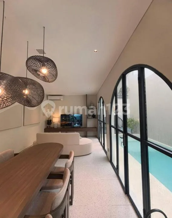 Dijual Brand New Villa di Canggu, Bali - Real Estate in Bali