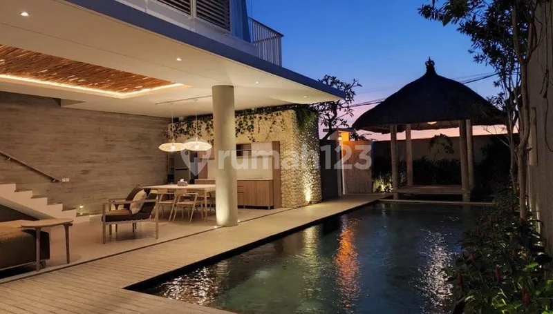 3 Bedrooms Villa Petitenget Seminyak - Dekat Pantai - Real Estate in Bali