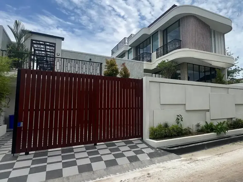 DIJUAL VILLA HOOK CANTIK UNGASAN PECATU BALI - Real Estate in Bali