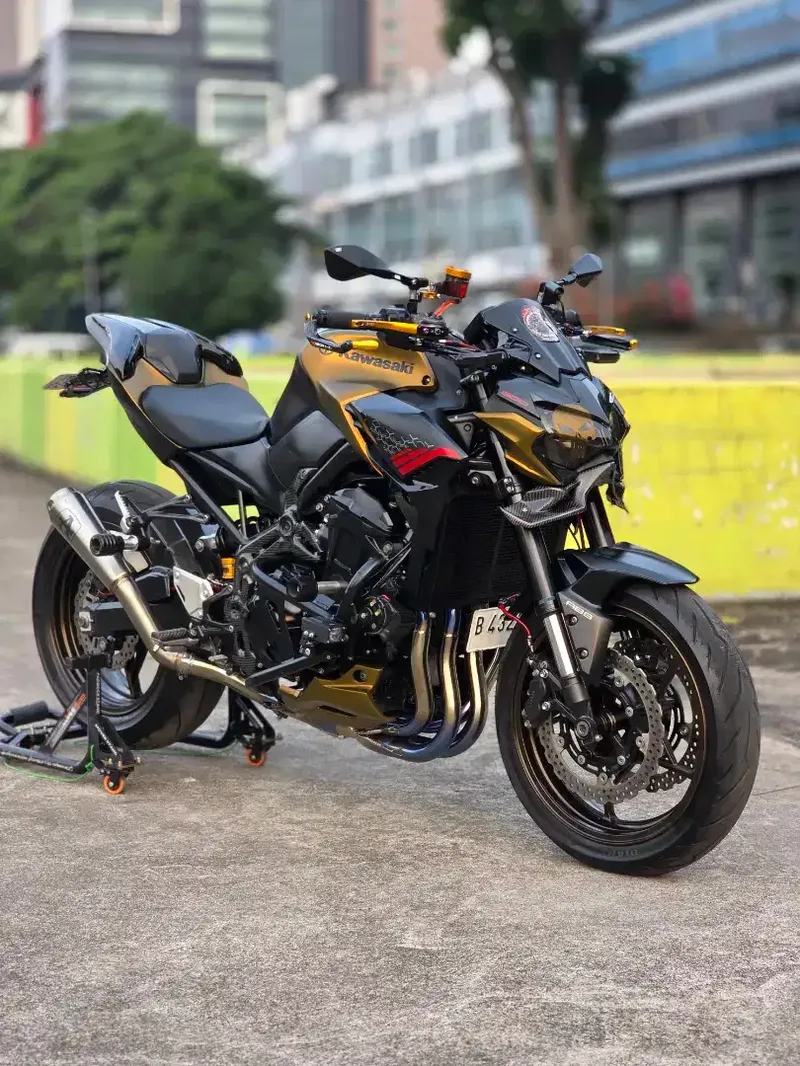 Kawasaki Z900 ABS Mulus - Vehicles in Bali