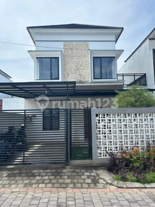 Rumah 3Br Cluster One Gate View Gwk Nusa Dua Badung, Bali - Real Estate in Bali