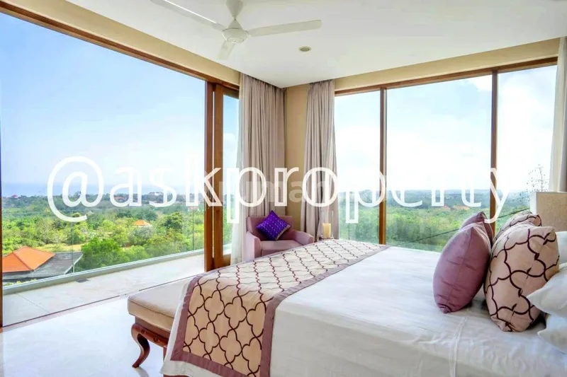 Dijual Cepat Murah Villa Tropical Style Sunset & Ocean Views Padang Padang Beach Pecatu Bali - Real Estate in Bali