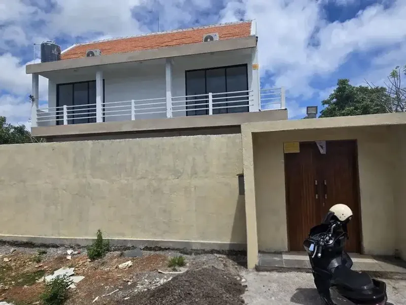 DISEWAKAN RUMAH VILLA AREA KUTUH, KUTA SELATAN - Bali in Bali