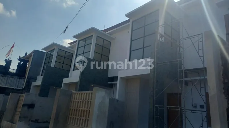 Rumah Brand New Lantai 2 Area Denpasar Barat - Bali in Bali