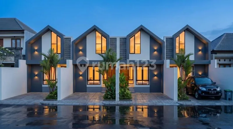 Rumah 2Lantai Type Mezzanine Dekat Kuta Bali - Bali in Bali