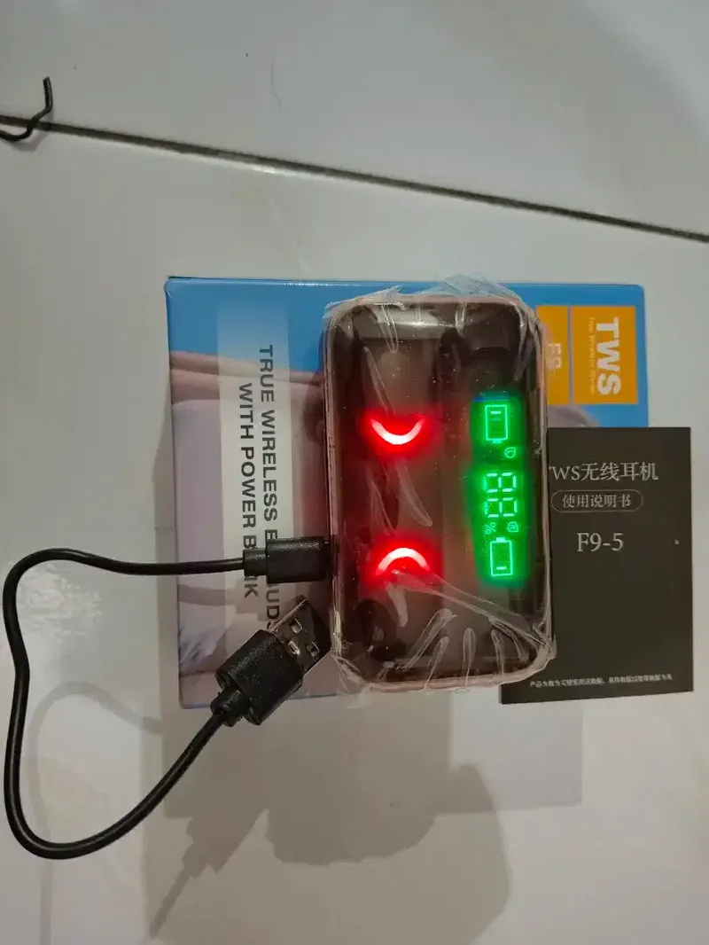 50rb BARU-Headset Handsfree earphon bluetooth Led Smart with Powerbank - Electronics in Bali