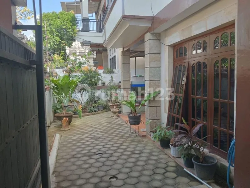 Rumah Modern Minimalist 2 Lantai 5 Kamar Pedungan Denpasar Bali - Bali in Bali