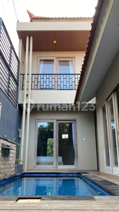 Disewakan Villa Minimalis Modern dengan Kolam Renang Pribadi - Real Estate in Bali