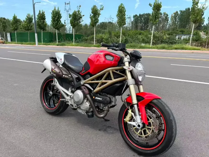 Ducati Monster 796 Anniversary Edition 2013 mulus - Bali in Bali