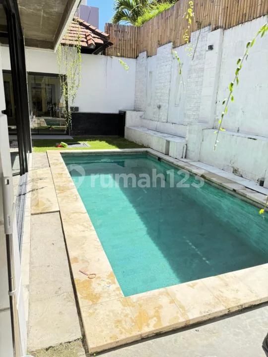 Down Price!! For Rent Villa 4Br Canggu Near To Berawa Beach Bali Minimum 5 Years - Real Estate in Bali