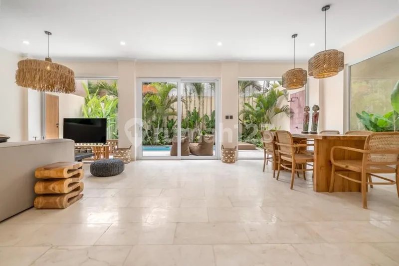 Pererenan Villa For Rent - Spacious 2Br - Real Estate in Bali