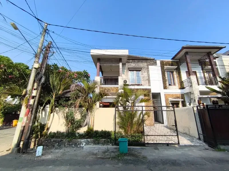 Disewakan – Villa Menarik 2 Lantai, Fully Furnished di Kawasan Mumbul, Nusa Dua - Real Estate in Bali