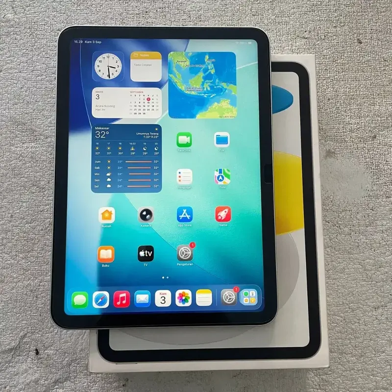 iPad(10th Generation) WI-FI iBox Warna silver 64GB - Electronics in Bali