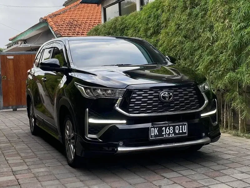TOYOTA INNOVA ZENIX Q HYBRID MODELISTA 2023 - Vehicles in Bali
