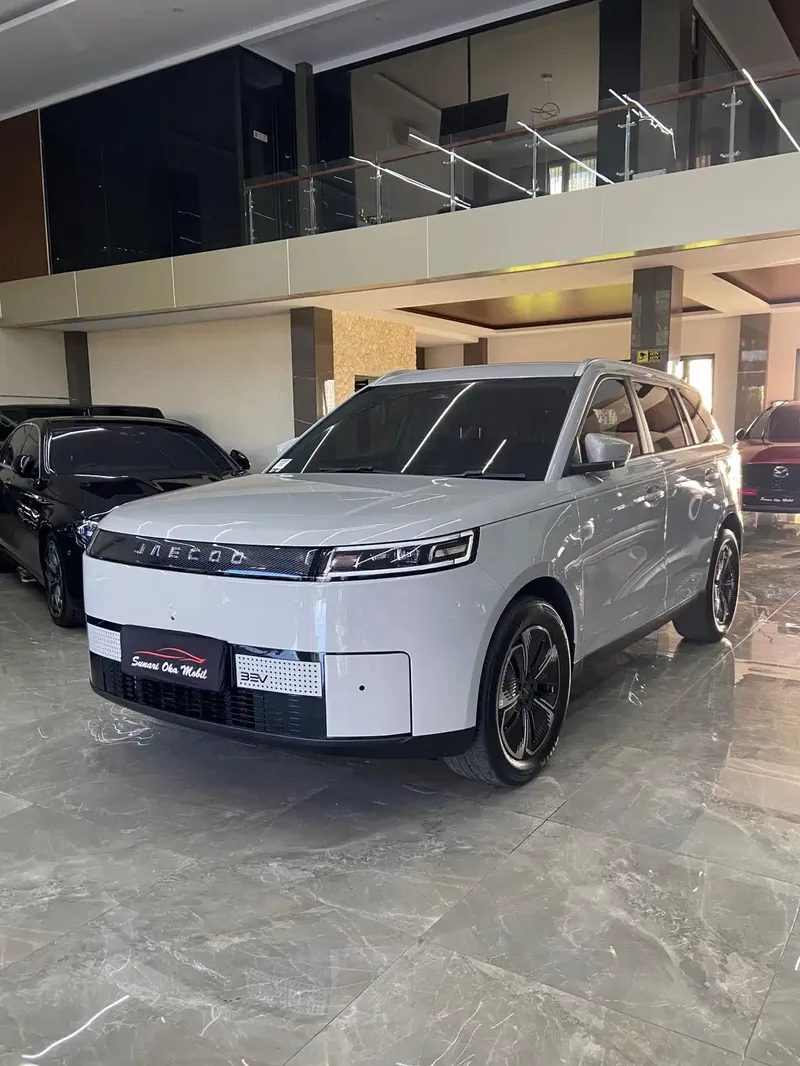 Jaecoo J5 EV 2026 Kondisi Baru - Vehicles in Bali