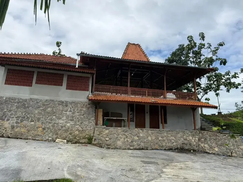 DIJUAL DISEWAKAN RESTO & VILLA EKSOTIS DI JATILUWIH – LAHAN 2.400 M² DENGAN VIEW SAWAH & GUNUNG BATUKARU - Real Estate in Bali