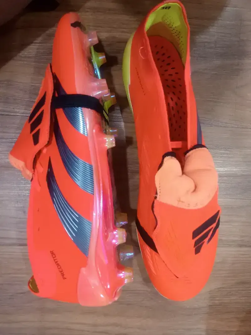 Sepatu bola import - Fashion in Bali