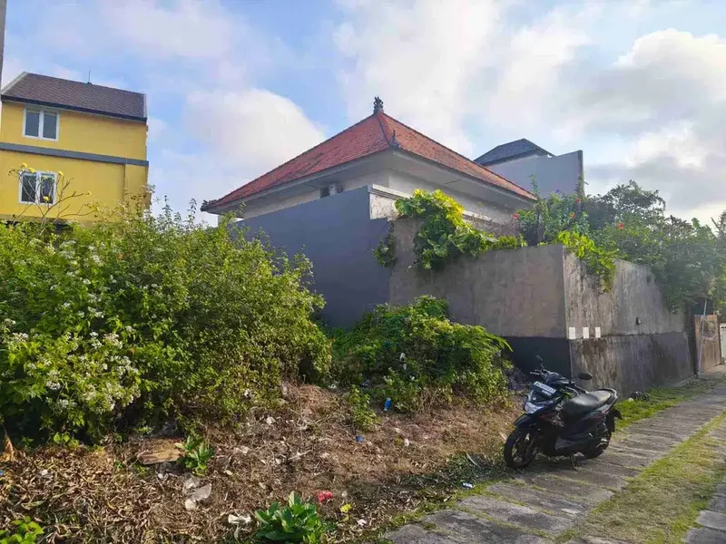 Tanah Plot Kecil Link Villa Rembyak Ungasan Bali - Bali in Bali