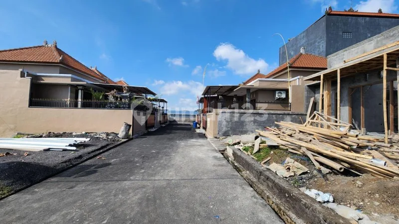 Rumah Indent Lantai 1 Premium di Lc Kediri Tabanan Mewah Dekat Bypass Sukarno - Real Estate in Bali