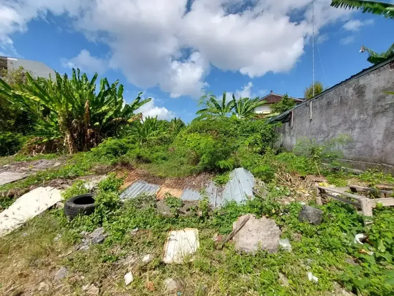 di jual tanah Kerobokan taman sari - Real Estate in Bali